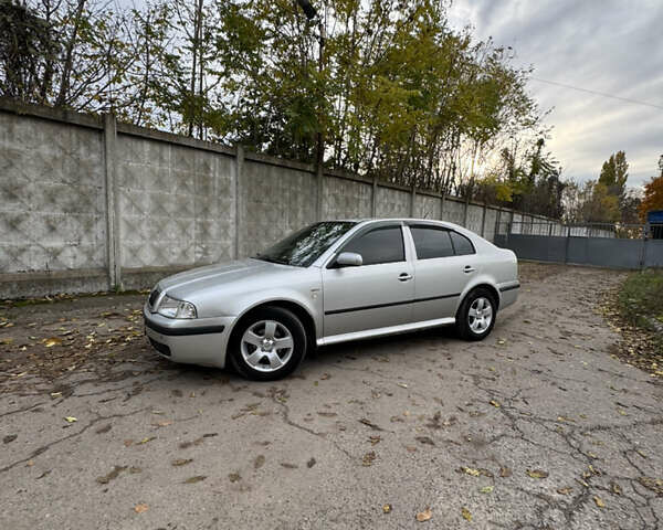 Шкода Октавия 2004 в Одессе на Automoto.ua Серый Шкода Октавия, объемом двигателя 1.6 л и пробегом 249 тыс. км за 4000 $, фото 1 на Automoto.ua