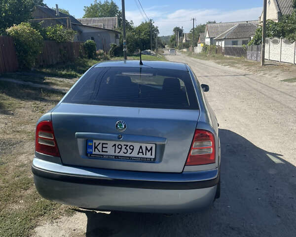 Серый Шкода Октавия, объемом двигателя 1.6 л и пробегом 331 тыс. км за 4500 $, фото 2 на Automoto.ua