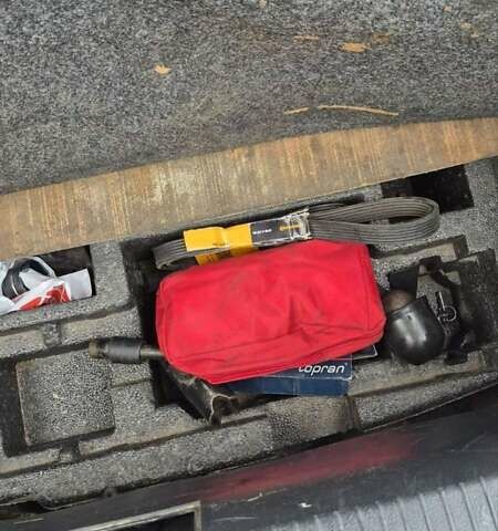 Серый Шкода Октавия, объемом двигателя 1.6 л и пробегом 300 тыс. км за 4500 $, фото 25 на Automoto.ua