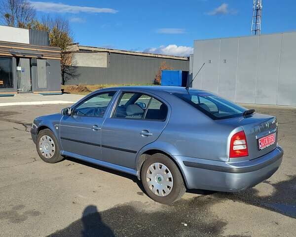 Шкода Октавия 2004 в Новоархангельске на Automoto.ua Серый Шкода Октавия, объемом двигателя 1.6 л и пробегом 217 тыс. км за 5800 $, фото 2 на Automoto.ua