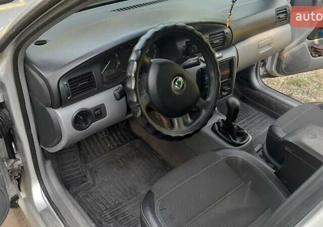 Сірий Шкода Октавія, об'ємом двигуна 1.6 л та пробігом 285 тис. км за 4500 $, фото 8 на Automoto.ua