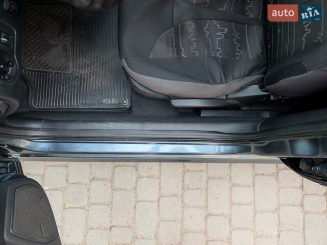 Шкода Октавия 2004 в Львове на Automoto.ua Серый Шкода Октавия, объемом двигателя 1.6 л и пробегом 210 тыс. км за 4700 $, фото 9 на Automoto.ua