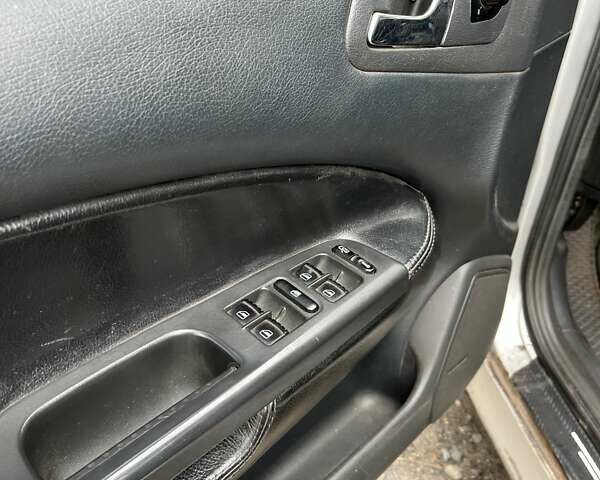 Шкода Октавия 2004 в Полтаве на Automoto.ua Серый Шкода Октавия, объемом двигателя 1.9 л и пробегом 390 тыс. км за 4700 $, фото 12 на Automoto.ua