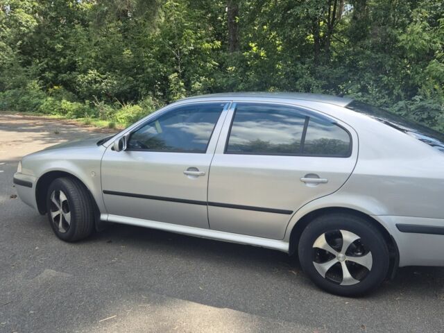 Серый Шкода Октавия, объемом двигателя 1.8 л и пробегом 312 тыс. км за 4850 $, фото 5 на Automoto.ua