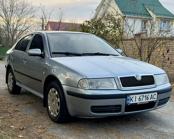 Серый Шкода Октавия, объемом двигателя 1.78 л и пробегом 249 тыс. км за 5000 $, фото 1 на Automoto.ua