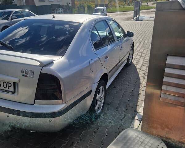 Шкода Октавия 2004 в Володарке на Automoto.ua Серый Шкода Октавия, объемом двигателя 1.9 л и пробегом 280 тыс. км за 4300 $, фото 2 на Automoto.ua