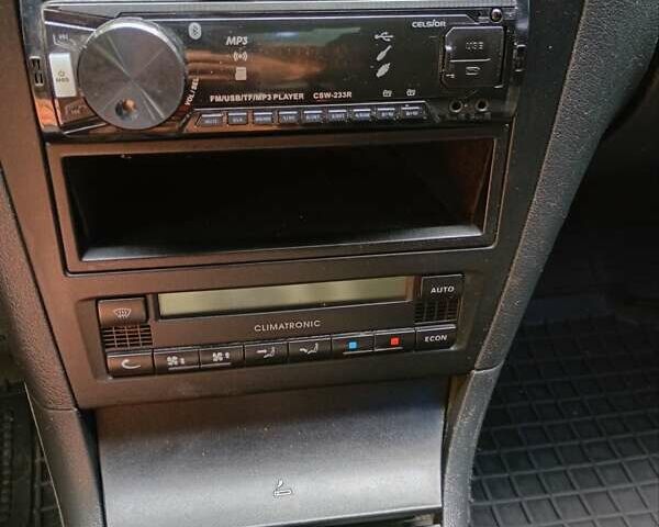 Серый Шкода Октавия, объемом двигателя 2 л и пробегом 300 тыс. км за 4500 $, фото 10 на Automoto.ua