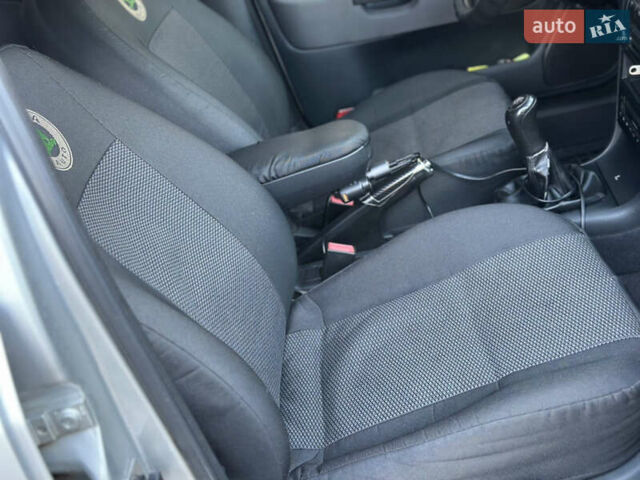 Серый Шкода Октавия, объемом двигателя 1.6 л и пробегом 168 тыс. км за 5399 $, фото 37 на Automoto.ua