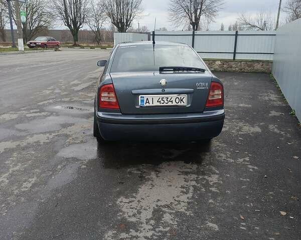 Серый Шкода Октавия, объемом двигателя 1.6 л и пробегом 234 тыс. км за 4500 $, фото 3 на Automoto.ua