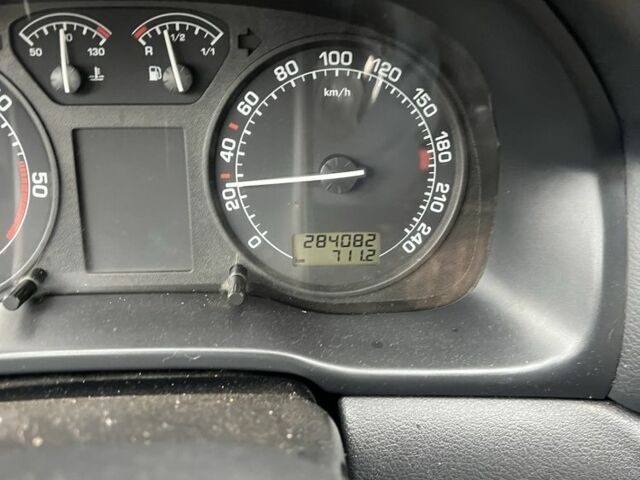 Сірий Шкода Октавія, об'ємом двигуна 1.9 л та пробігом 284 тис. км за 2100 $, фото 2 на Automoto.ua