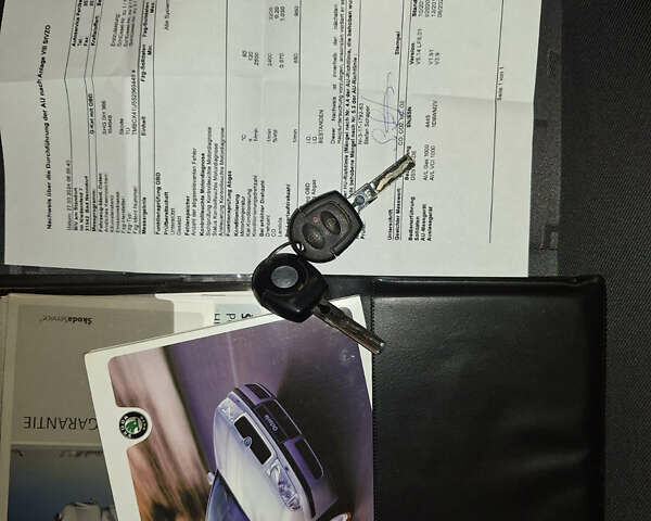 Шкода Октавия 2004 в Виннице на Automoto.ua Серый Шкода Октавия, объемом двигателя 1.6 л и пробегом 173 тыс. км за 5400 $, фото 28 на Automoto.ua