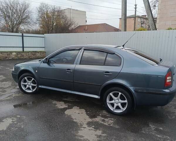Серый Шкода Октавия, объемом двигателя 1.6 л и пробегом 234 тыс. км за 4500 $, фото 2 на Automoto.ua