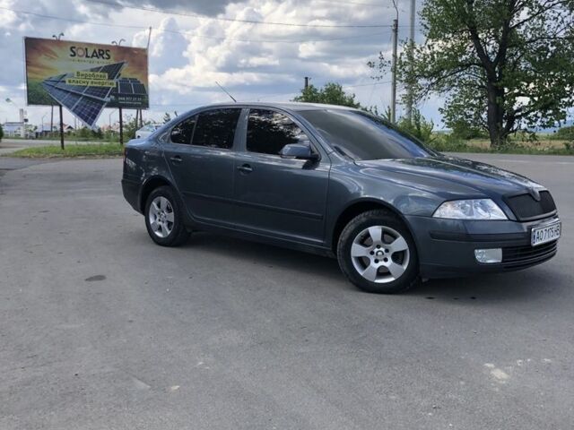 Сірий Шкода Октавія, об'ємом двигуна 2 л та пробігом 325 тис. км за 5700 $, фото 2 на Automoto.ua