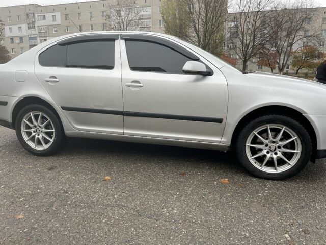 Серый Шкода Октавия, объемом двигателя 1.6 л и пробегом 277 тыс. км за 5500 $, фото 4 на Automoto.ua