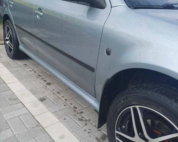 Серый Шкода Октавия, объемом двигателя 1.6 л и пробегом 280 тыс. км за 5200 $, фото 1 на Automoto.ua