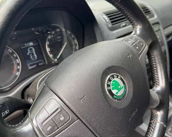 Сірий Шкода Октавія, об'ємом двигуна 1.6 л та пробігом 224 тис. км за 4999 $, фото 9 на Automoto.ua