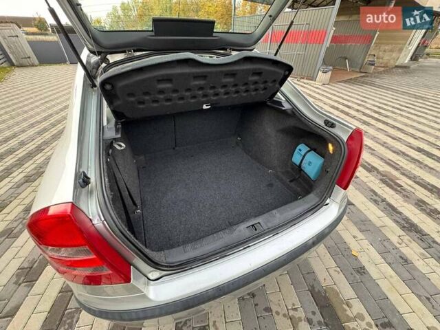 Серый Шкода Октавия, объемом двигателя 1.6 л и пробегом 231 тыс. км за 5300 $, фото 15 на Automoto.ua