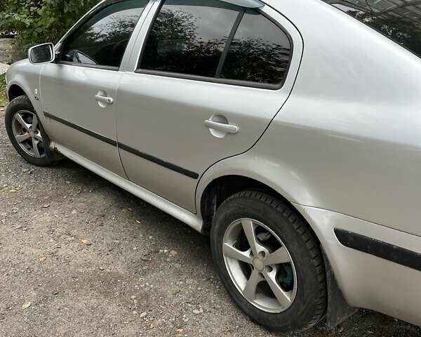 Шкода Октавия 2004 в Полтаве на Automoto.ua Серый Шкода Октавия, объемом двигателя 1.9 л и пробегом 390 тыс. км за 4700 $, фото 5 на Automoto.ua