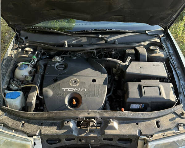 Сірий Шкода Октавія, об'ємом двигуна 1.9 л та пробігом 330 тис. км за 2600 $, фото 8 на Automoto.ua