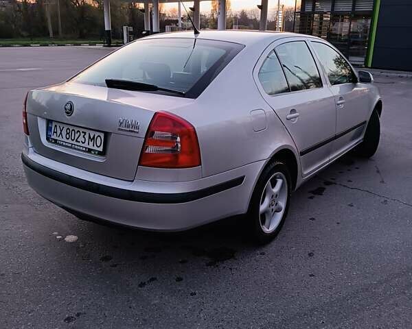Серый Шкода Октавия, объемом двигателя 1.6 л и пробегом 240 тыс. км за 7000 $, фото 9 на Automoto.ua