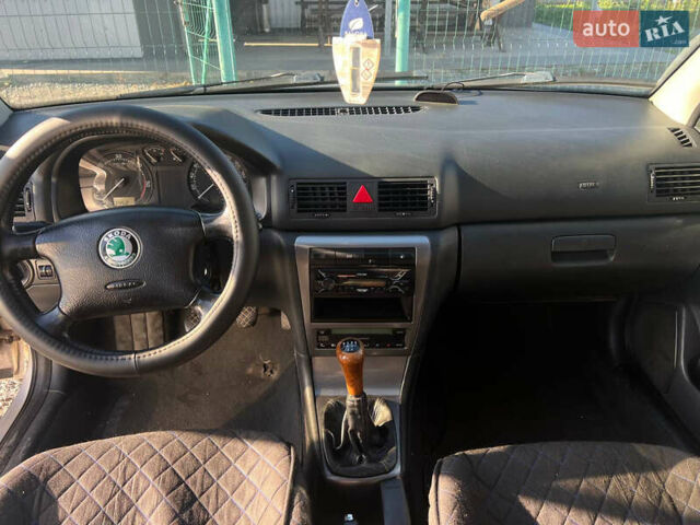 Серый Шкода Октавия, объемом двигателя 1.9 л и пробегом 350 тыс. км за 3650 $, фото 8 на Automoto.ua