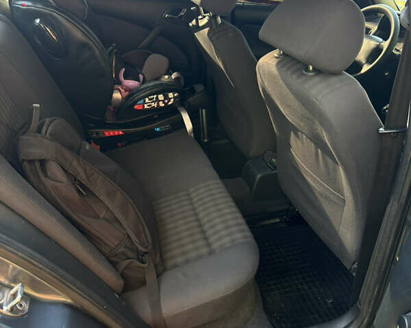 Сірий Шкода Октавія, об'ємом двигуна 1.9 л та пробігом 330 тис. км за 2600 $, фото 6 на Automoto.ua