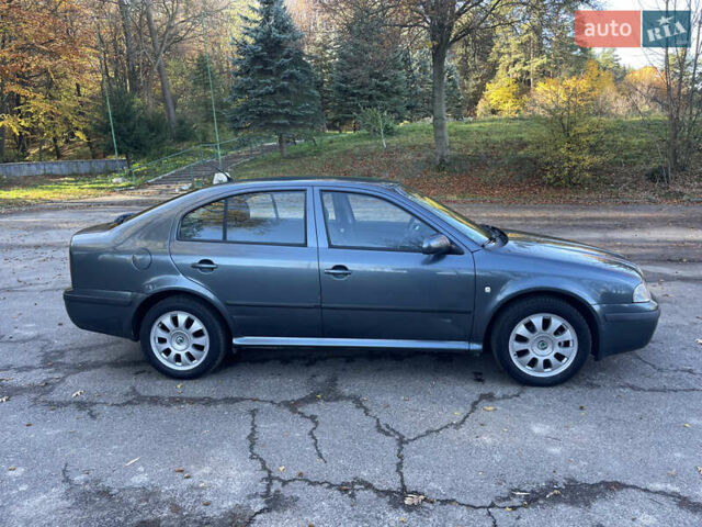 Шкода Октавія 2004 у Рава-Руська на Automoto.ua Сірий Шкода Октавія, об'ємом двигуна 1.6 л та пробігом 178 тис. км за 4999 $, фото 4 на Automoto.ua