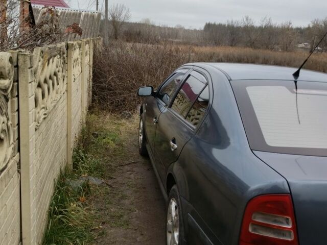 Серый Шкода Октавия, объемом двигателя 1.6 л и пробегом 395 тыс. км за 3400 $, фото 3 на Automoto.ua