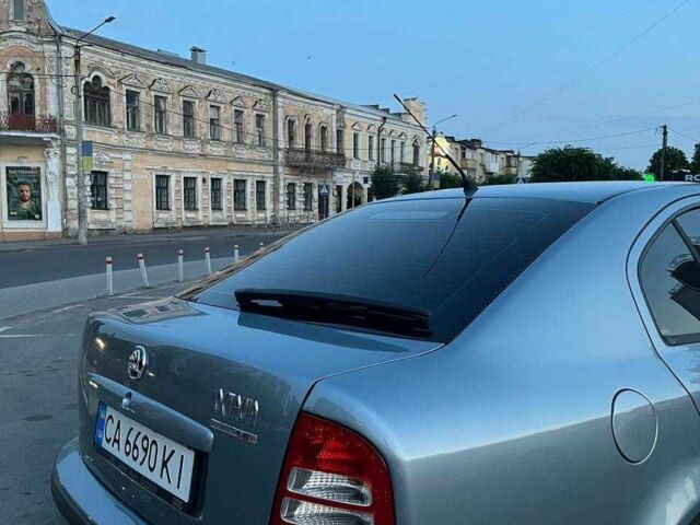 Сірий Шкода Октавія, об'ємом двигуна 1.6 л та пробігом 207 тис. км за 6000 $, фото 6 на Automoto.ua