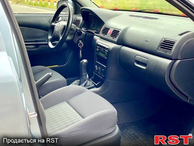 Сірий Шкода Октавія, об'ємом двигуна 1.6 л та пробігом 269 тис. км за 4800 $, фото 10 на Automoto.ua