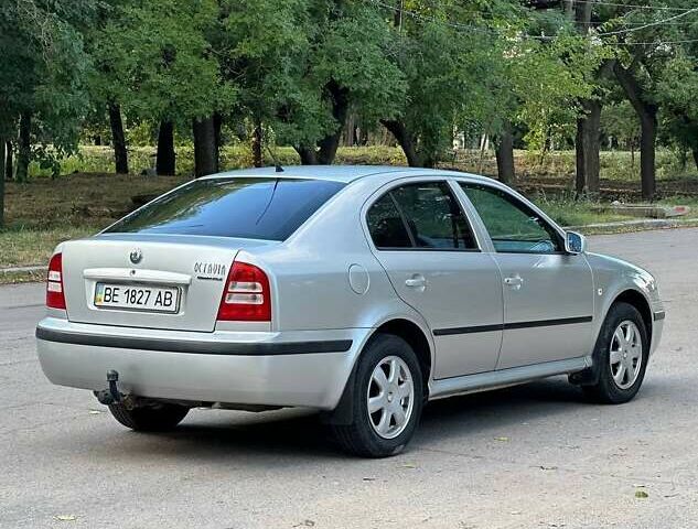 Серый Шкода Октавия, объемом двигателя 1.6 л и пробегом 237 тыс. км за 4600 $, фото 12 на Automoto.ua
