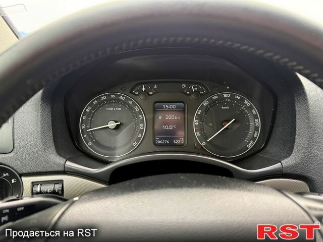 Серый Шкода Октавия, объемом двигателя 1.6 л и пробегом 206 тыс. км за 5600 $, фото 8 на Automoto.ua