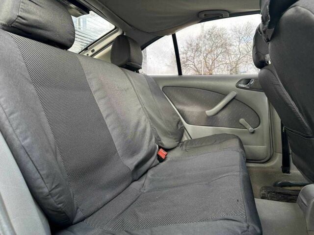 Сірий Шкода Октавія, об'ємом двигуна 1.6 л та пробігом 238 тис. км за 3800 $, фото 10 на Automoto.ua