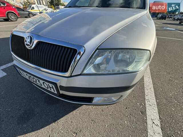 Серый Шкода Октавия, объемом двигателя 1.9 л и пробегом 382 тыс. км за 5200 $, фото 2 на Automoto.ua