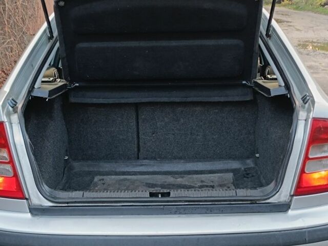 Серый Шкода Октавия, объемом двигателя 1.9 л и пробегом 285 тыс. км за 2500 $, фото 10 на Automoto.ua