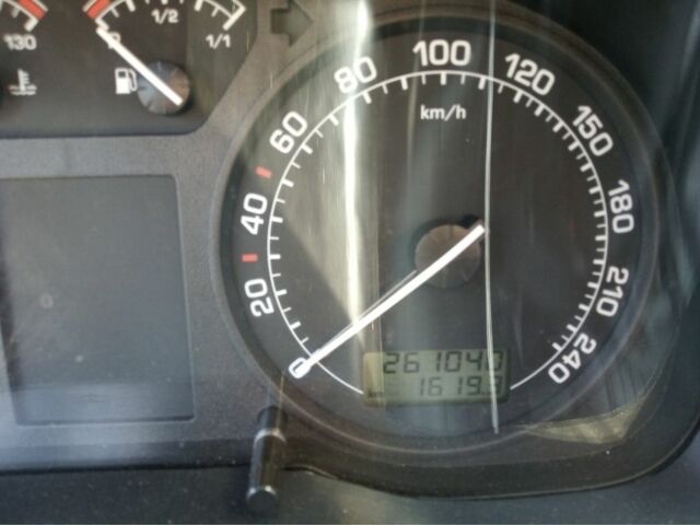 Серый Шкода Октавия, объемом двигателя 1.6 л и пробегом 200 тыс. км за 4750 $, фото 8 на Automoto.ua