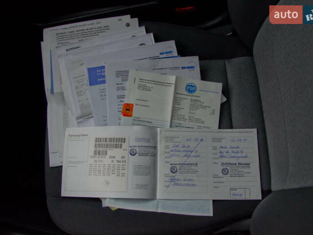 Серый Шкода Октавия, объемом двигателя 1.6 л и пробегом 250 тыс. км за 5600 $, фото 25 на Automoto.ua