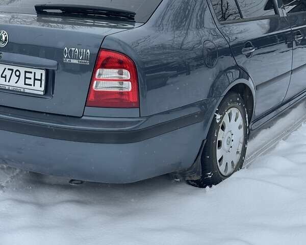 Серый Шкода Октавия, объемом двигателя 1.39 л и пробегом 180 тыс. км за 4600 $, фото 9 на Automoto.ua