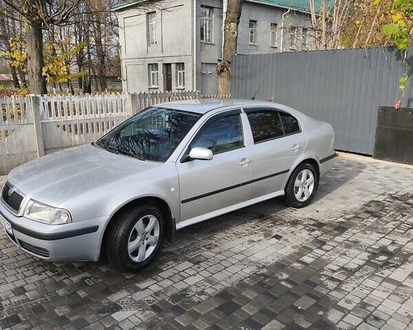 Сірий Шкода Октавія, об'ємом двигуна 1.6 л та пробігом 216 тис. км за 5500 $, фото 6 на Automoto.ua