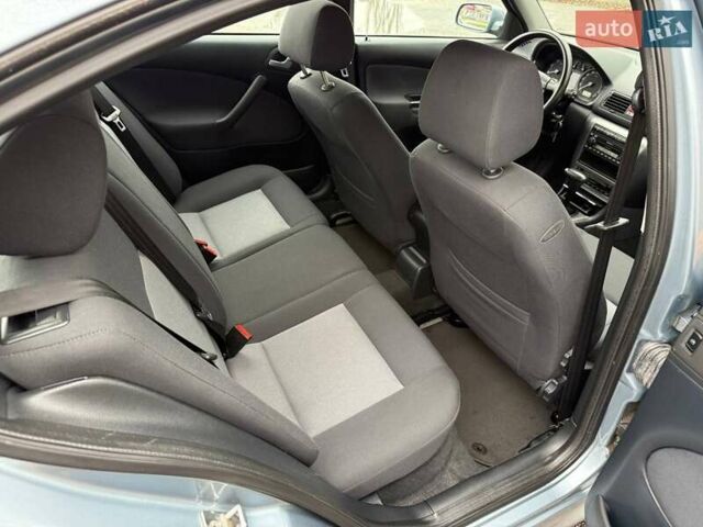 Серый Шкода Октавия, объемом двигателя 2 л и пробегом 159 тыс. км за 6500 $, фото 25 на Automoto.ua