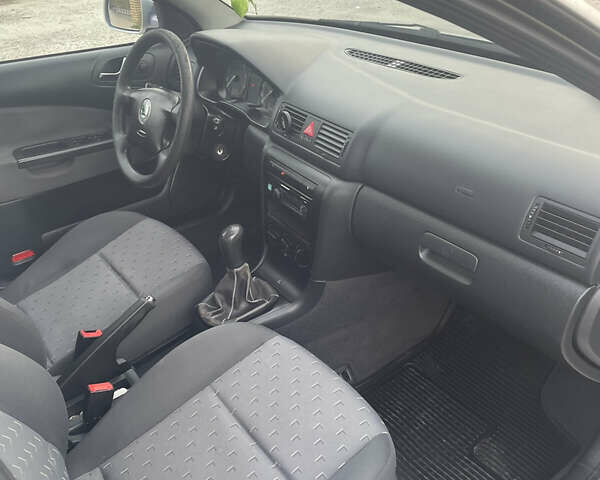 Сірий Шкода Октавія, об'ємом двигуна 1.6 л та пробігом 237 тис. км за 4600 $, фото 10 на Automoto.ua