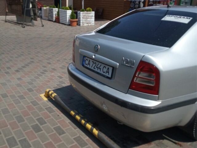 Серый Шкода Октавия, объемом двигателя 1.6 л и пробегом 200 тыс. км за 4750 $, фото 3 на Automoto.ua