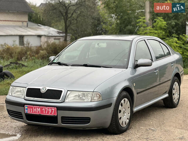 Серый Шкода Октавия, объемом двигателя 1.4 л и пробегом 167 тыс. км за 4800 $, фото 1 на Automoto.ua