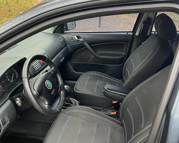 Сірий Шкода Октавія, об'ємом двигуна 1.6 л та пробігом 350 тис. км за 4800 $, фото 17 на Automoto.ua