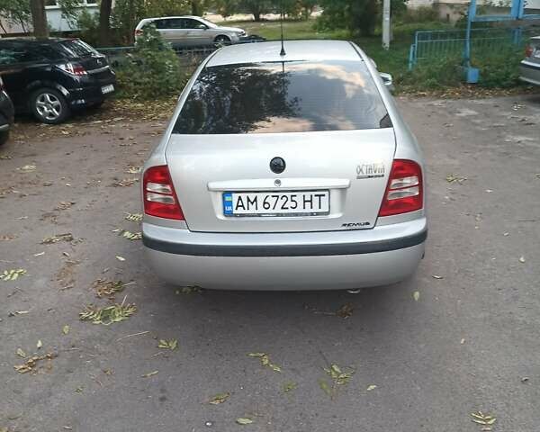 Серый Шкода Октавия, объемом двигателя 1.78 л и пробегом 315 тыс. км за 4700 $, фото 4 на Automoto.ua