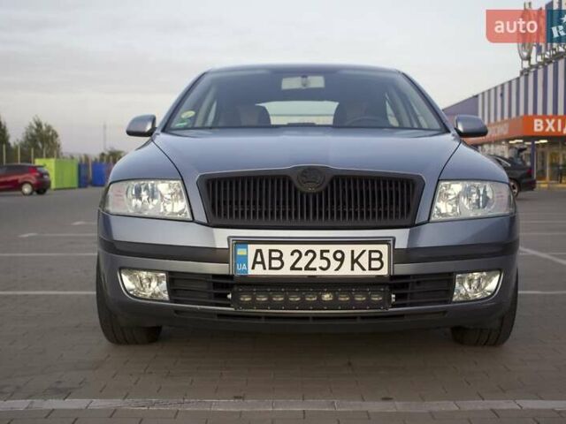 Серый Шкода Октавия, объемом двигателя 1.6 л и пробегом 248 тыс. км за 5850 $, фото 1 на Automoto.ua