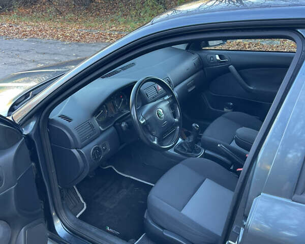 Шкода Октавія 2004 у Рава-Руська на Automoto.ua Сірий Шкода Октавія, об'ємом двигуна 1.6 л та пробігом 178 тис. км за 4999 $, фото 14 на Automoto.ua