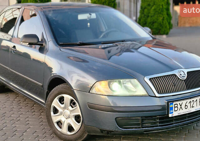 Серый Шкода Октавия, объемом двигателя 1.6 л и пробегом 262 тыс. км за 5200 $, фото 13 на Automoto.ua