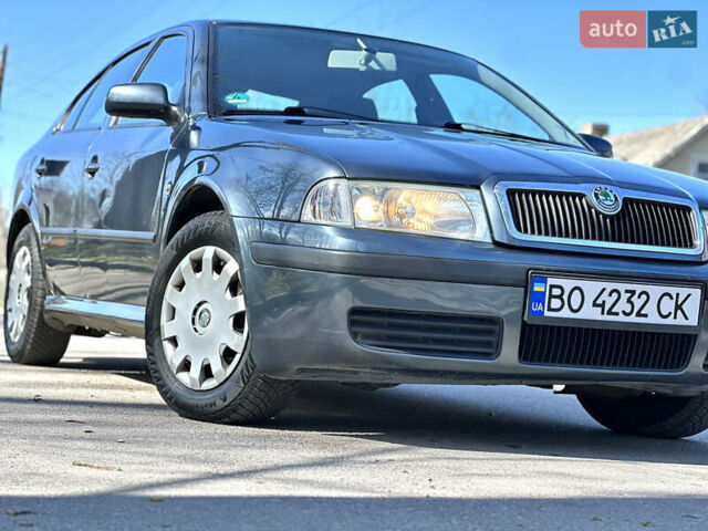 Серый Шкода Октавия, объемом двигателя 1.6 л и пробегом 175 тыс. км за 5300 $, фото 2 на Automoto.ua