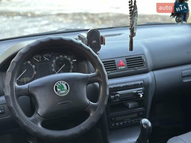 Серый Шкода Октавия, объемом двигателя 1.6 л и пробегом 169 тыс. км за 5500 $, фото 27 на Automoto.ua